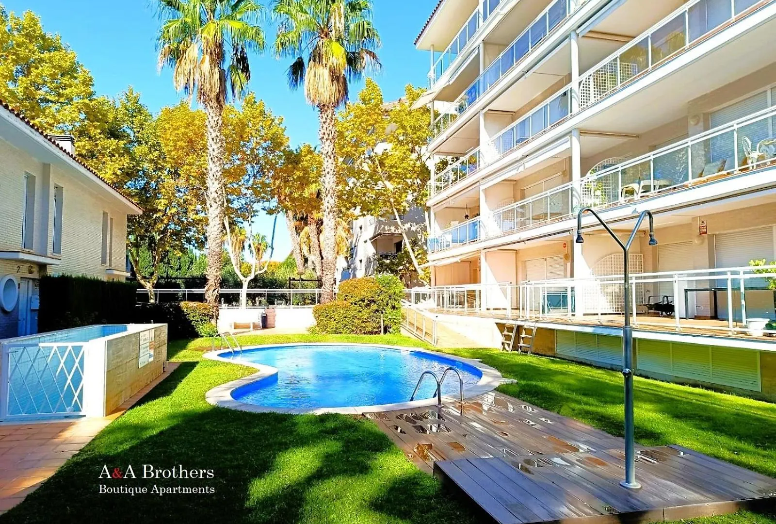A&A Brothers Boutique Suites -Marina Port D'Aro- 0*, S'Agaro