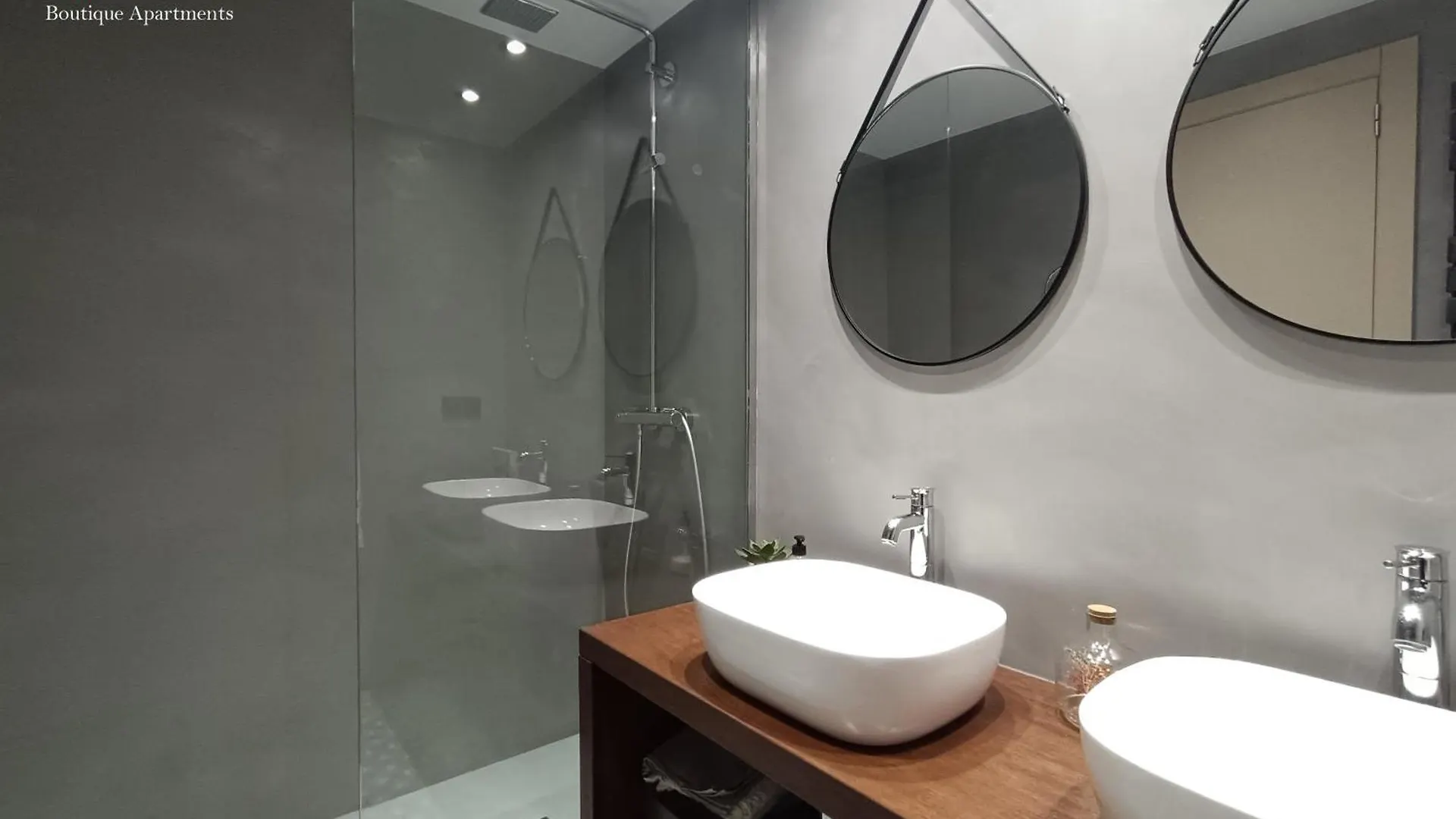 A&A Brothers Boutique Suites -Marina Port D'Aro- 0*, S'Agaro