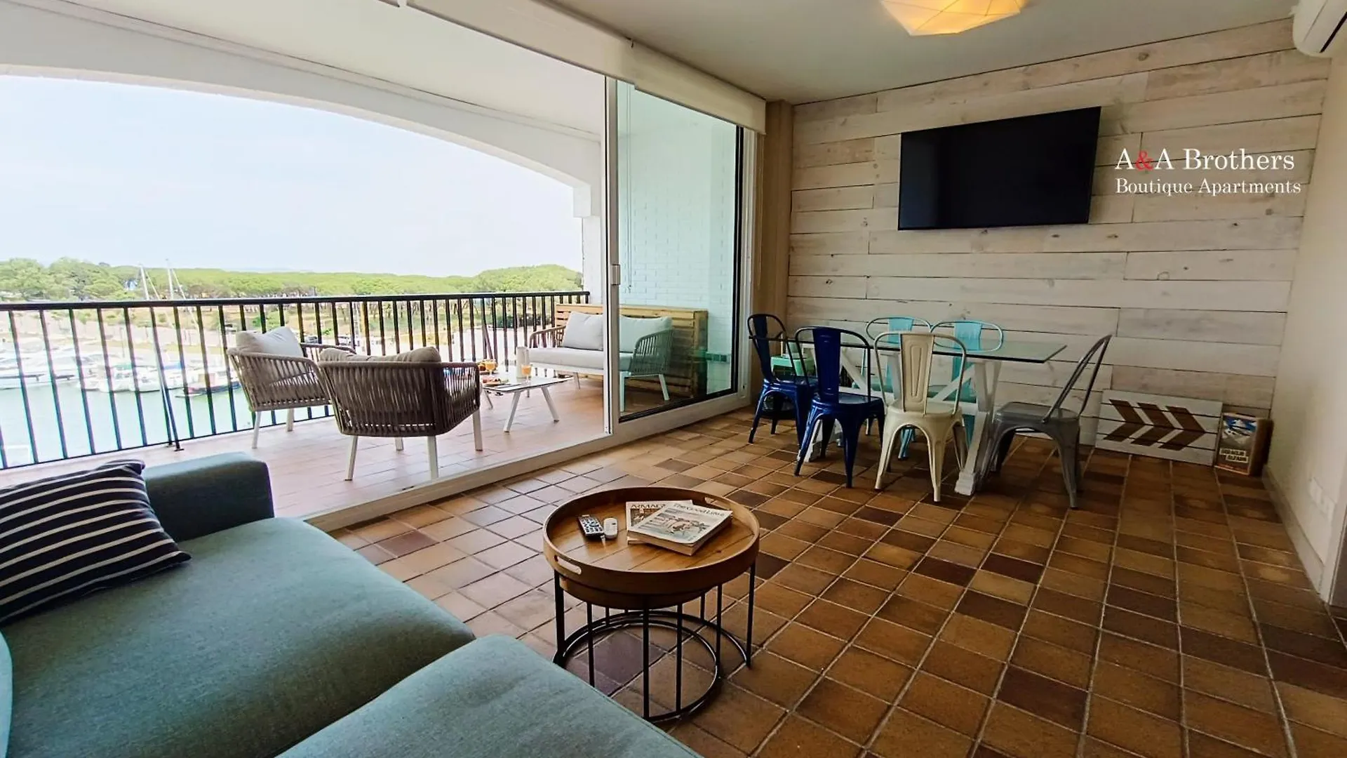 A&A Brothers Boutique Suites -Marina Port D'Aro- Lejlighed