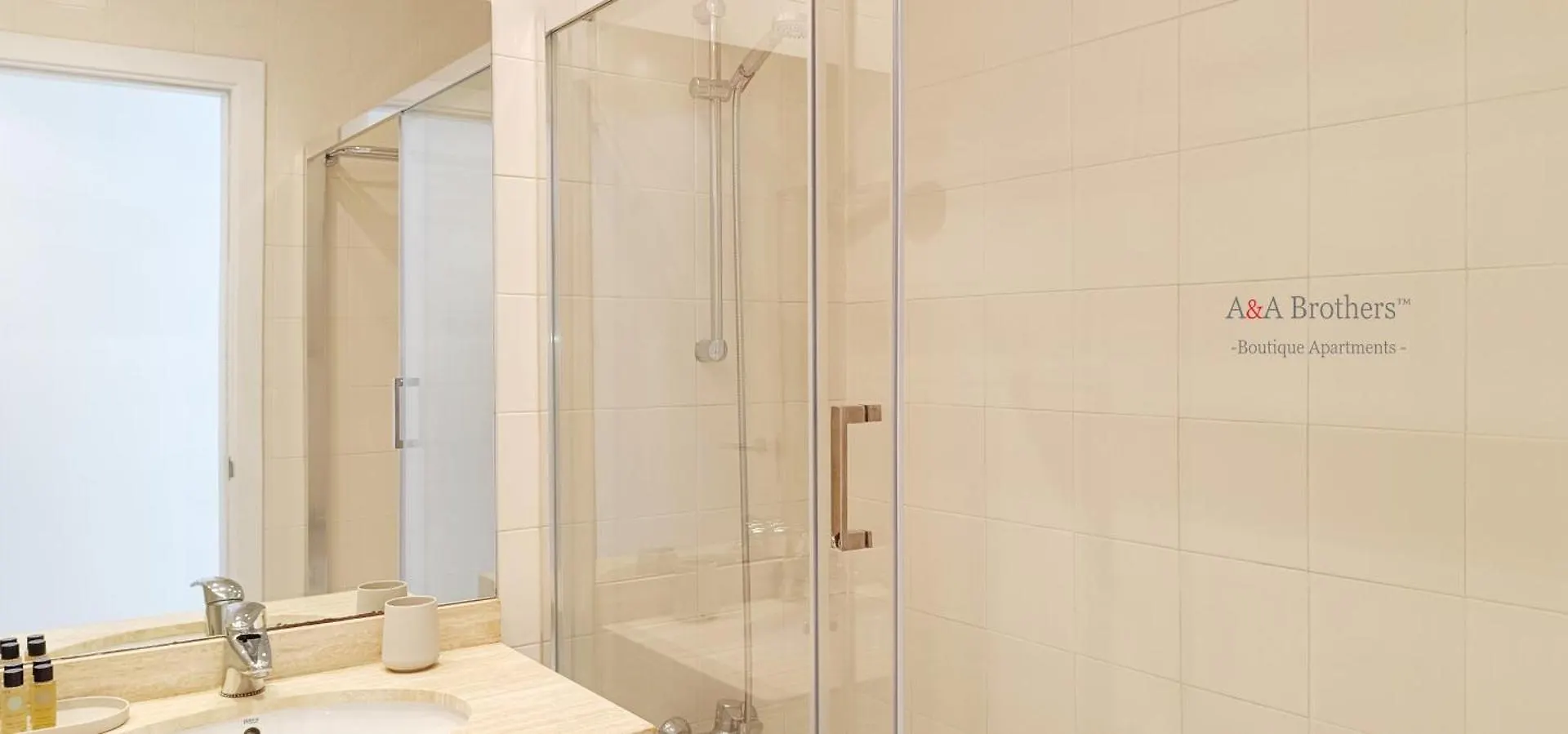 A&A Brothers Boutique Suites -Marina Port D'Aro- S'Agaro